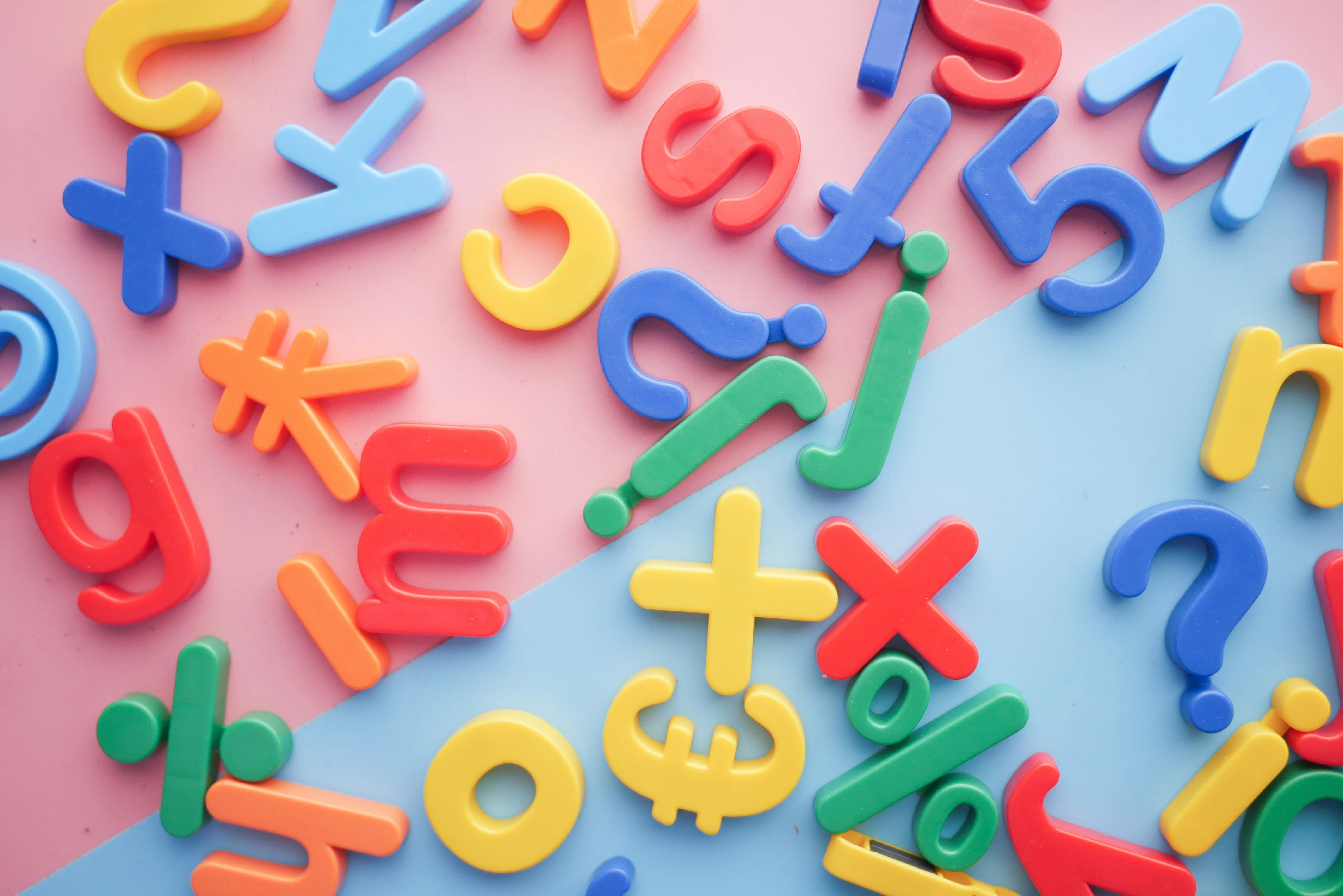 Estudiantes aprendiendo idiomas